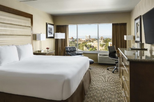 USC Hotel image 30